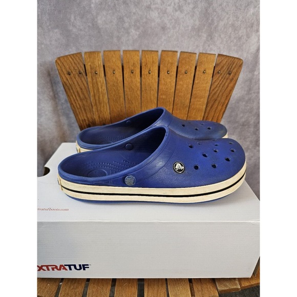 Crocs Classic Slides. Unisex Adults. Blue. Men's 10. Women's 12. - Picture 5 of 11
